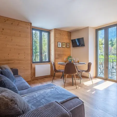 Overlooking Mont Blanc With Parking * Chamonix Mont Blanc